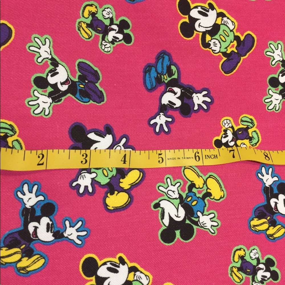 Disney Fabric - Picture 2 of 5